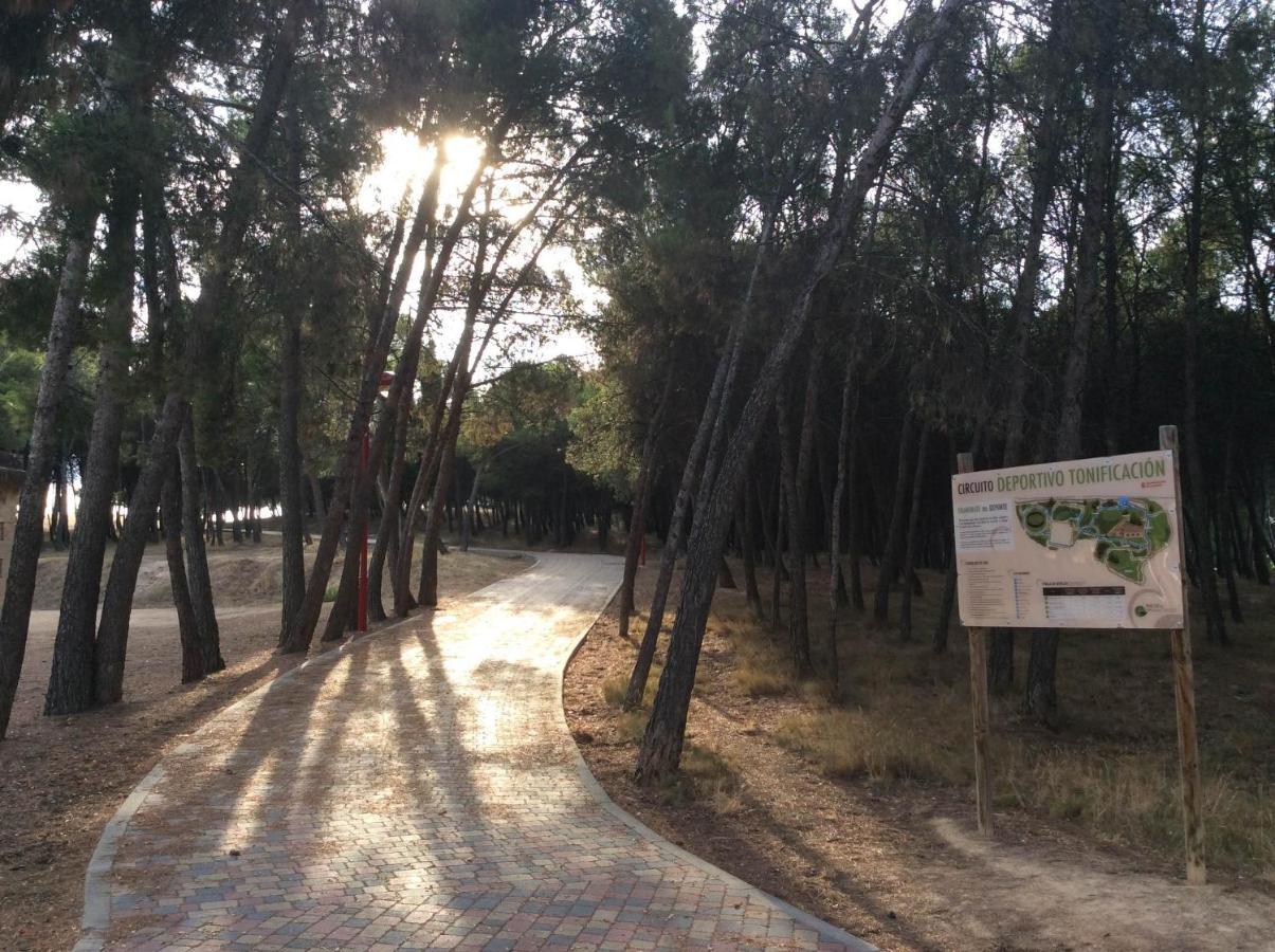 El Parque: Tranquil Pet-Friendly Apartment with Pool Logrono Exterior photo